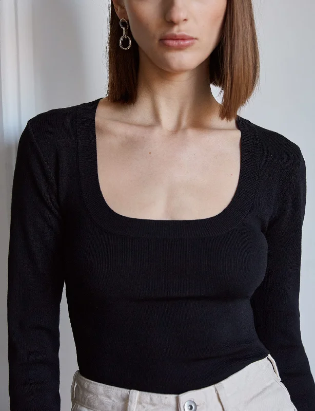 Black Scoop Neck Knit Top